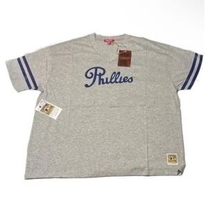 Mitchell & Ness MLB Philadelphia Phillies women's v-neck t-shirt size 2XL NWT